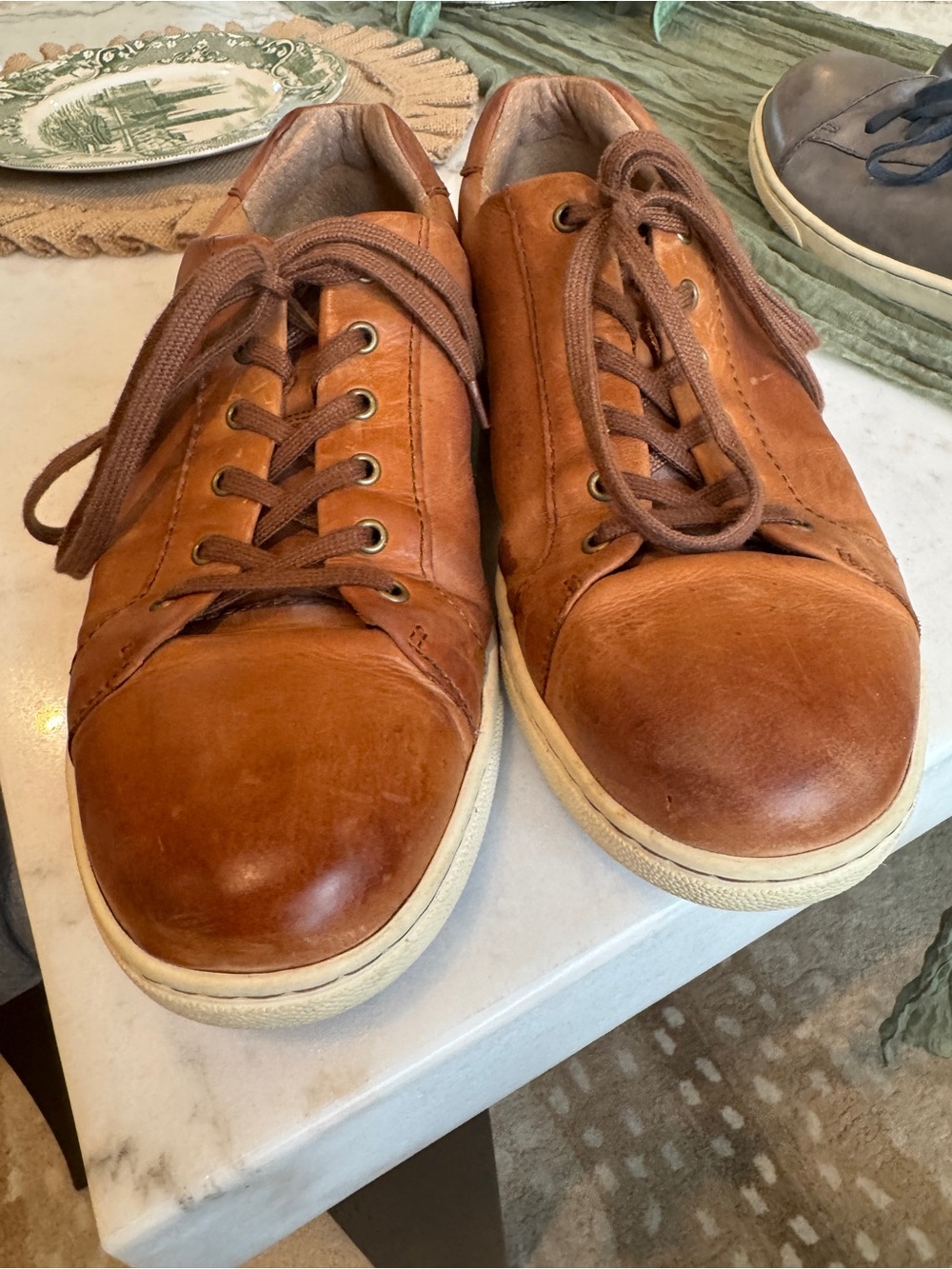 Born Men's Brown Leather Lace-Up Sneakers